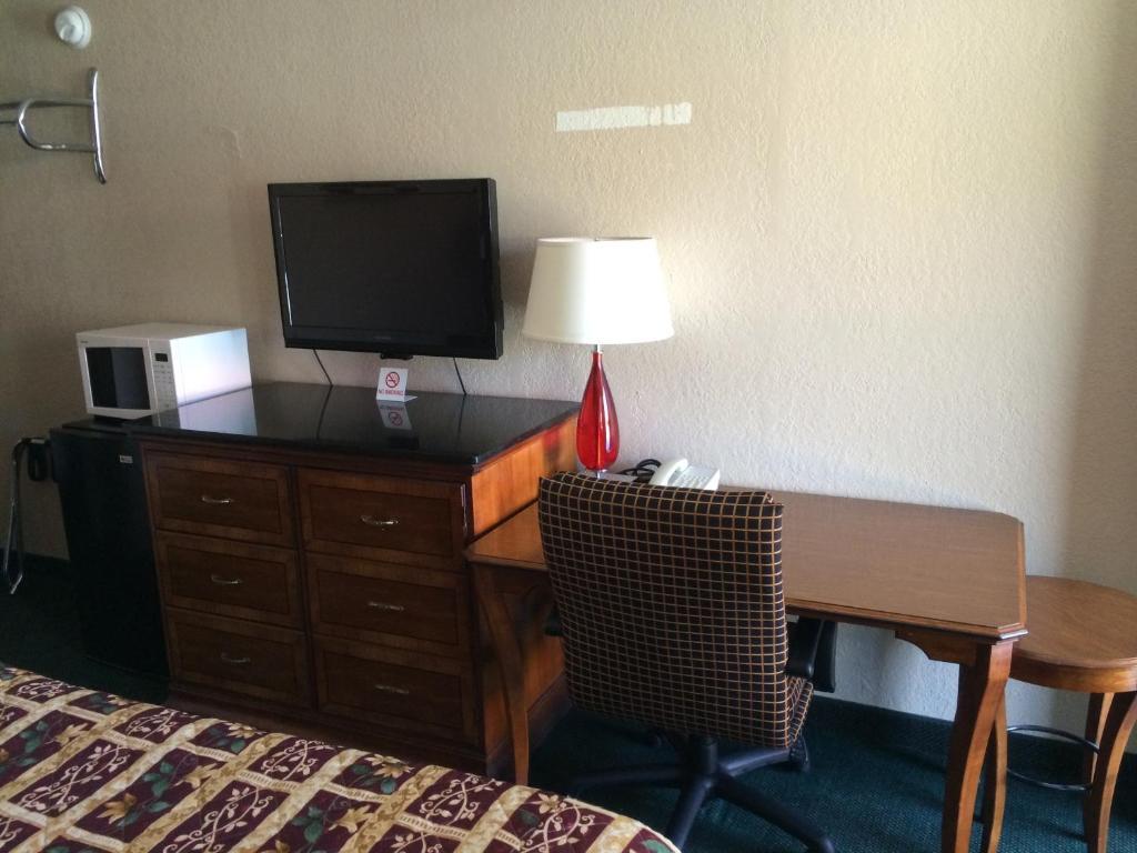 Bestway Inn Ruidoso Downs Quarto foto